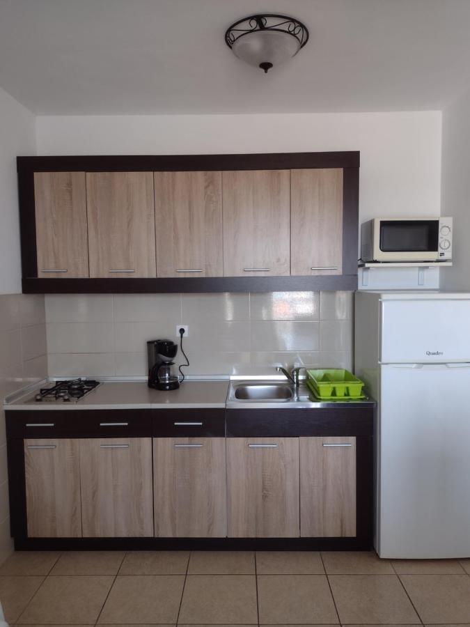 Апартаменты Apartman Tamara Новалья Экстерьер фото