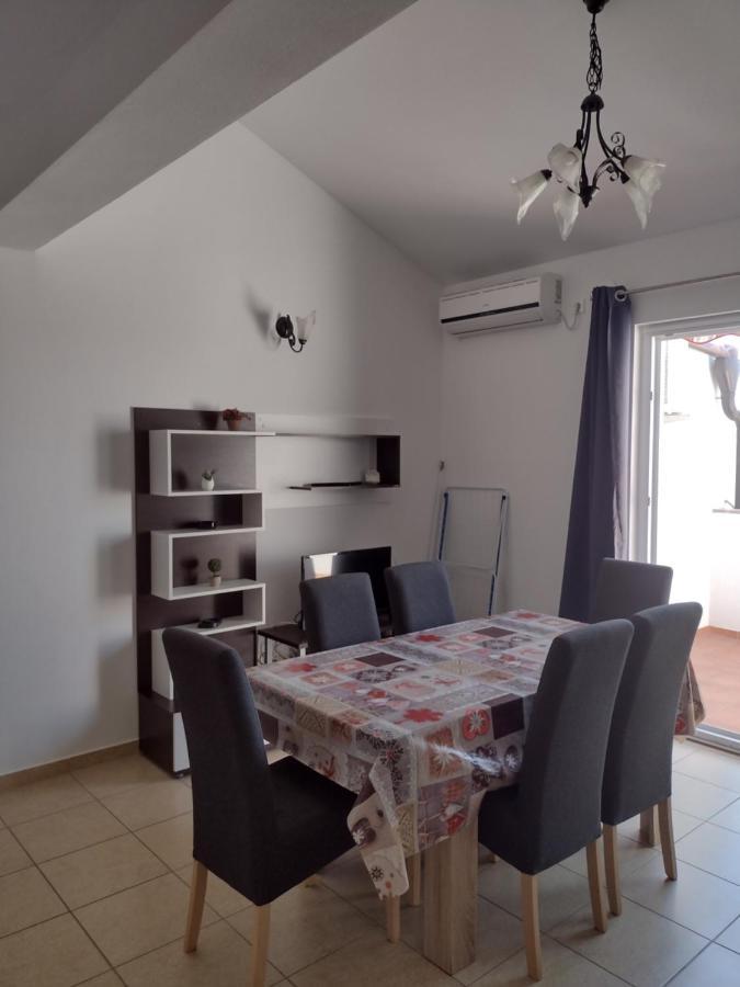 Апартаменты Apartman Tamara Новалья Экстерьер фото